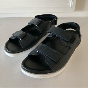 Free People New Moon Velcro Foodbed Black Leather Strappy Sandals Sz 39